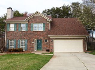 4237 Brentonshire Ln, High Point, NC 27265