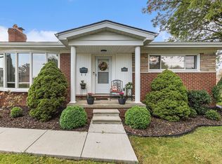 20900 Winkel St, Saint Clair Shores, MI