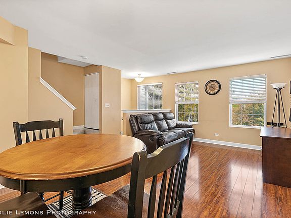 3rd image of 109 Hidden Creek Ln #109