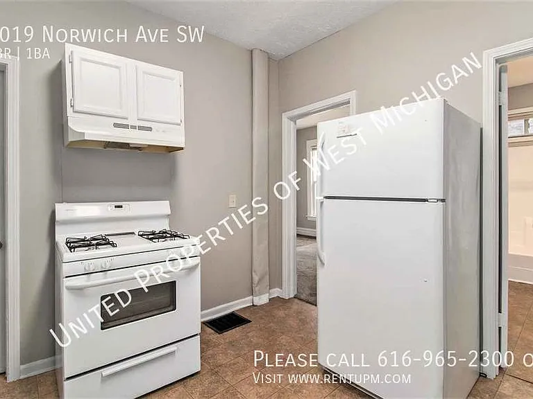 1019 Norwich Ave SW — Photo 10