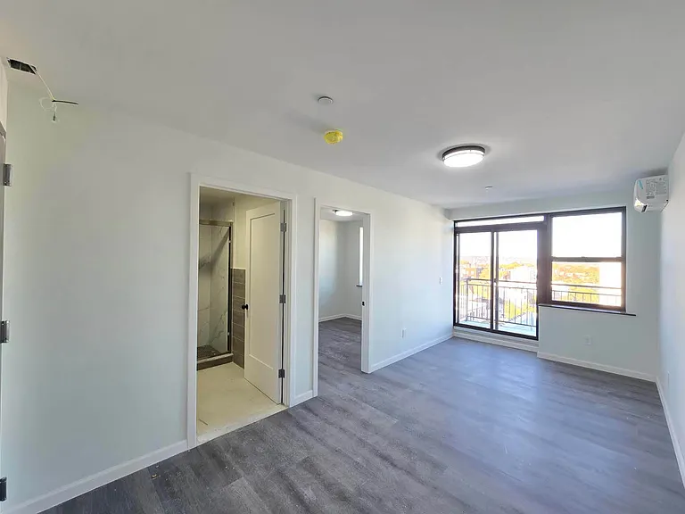 7910 4th Ave #2R — Photo 8