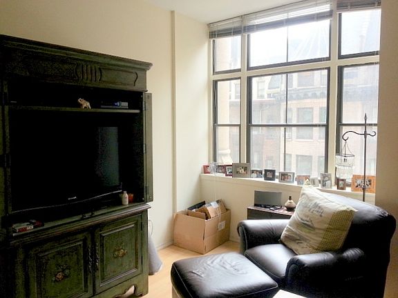 2nd image of 253 W 73rd St APT 4B