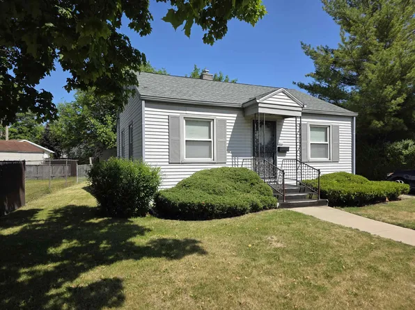 1844 Shopiere Rd, Beloit, WI 53511