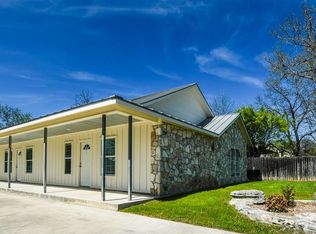 714 Clay St, Kerrville, TX 78028
