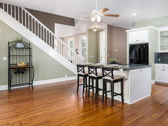 4th image of 3767 Audubon Dr
