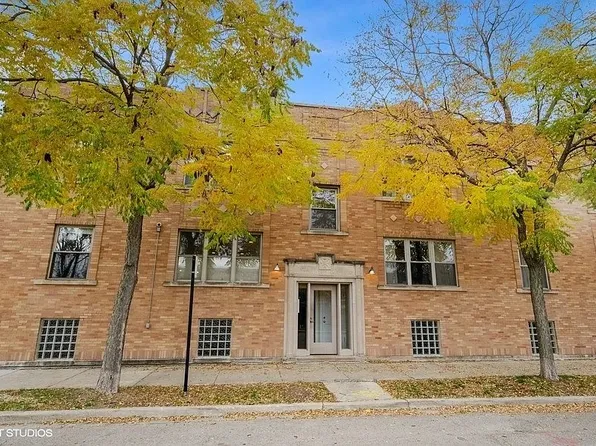 3809 N Campbell Ave #1, Chicago, IL 60618