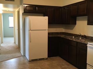 1690 Driftwood Dr APT L, Lowell, IN 46356