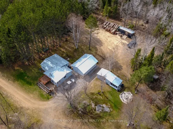 1241 One Mile Dr, Minden Hills, ON K0M 2K0