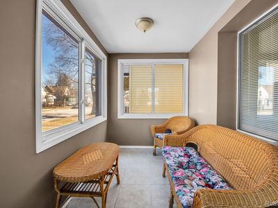 555 Chestnut St, Wyandotte, MI, 48192
