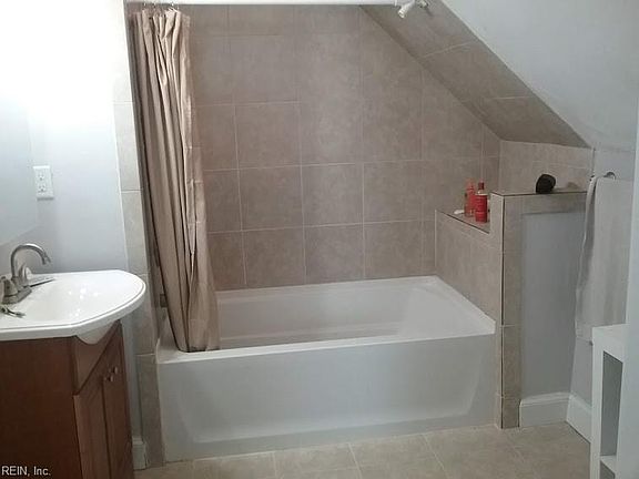4th image of 3701 Granby St Unit C