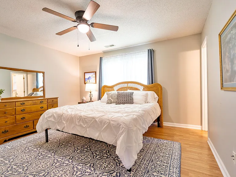 2703 Carrington Dr SW — Photo 12