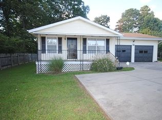 547 Patterson Ave, Fort Oglethorpe, GA 30742