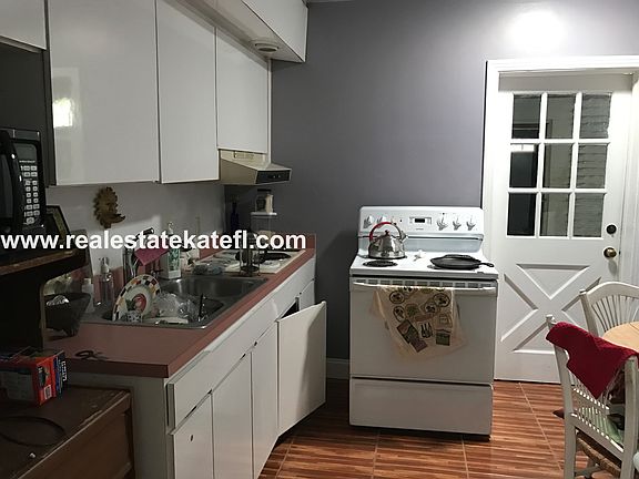 5th image of 3403 S Gardenia Ave