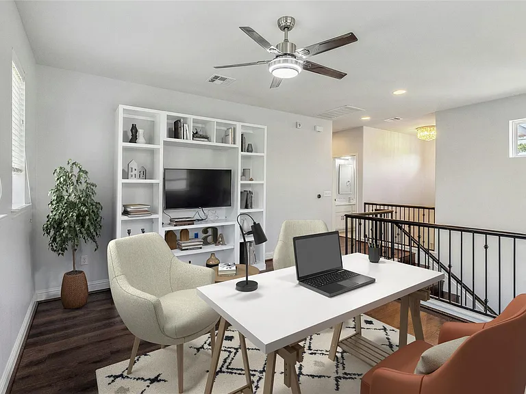 11813 Quintana Cv — Photo 14