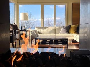 1400 11th Ave W APT 3, Seattle, WA 98119