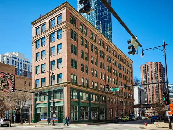 900 S Wabash Ave APT 203, Chicago, IL 60605
