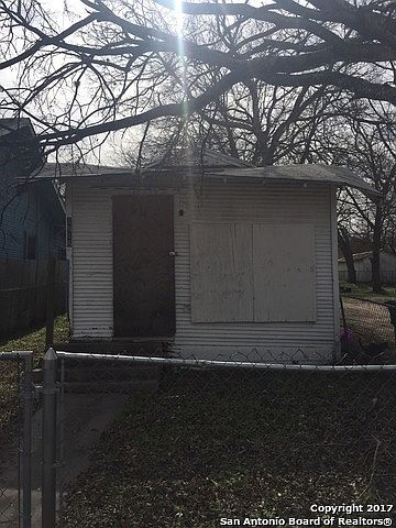 1st image of 1818 E Crockett St