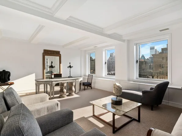 15 East 69th Street image 1 of 8