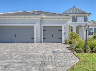 21285 Holmes Cir, Venice, FL 34293