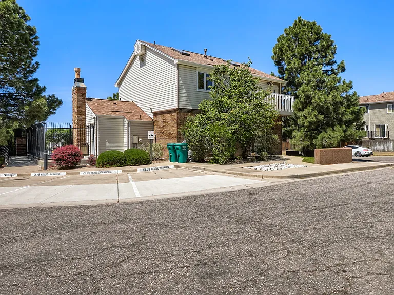 4606 S Dillon Ct #D — Photo 23