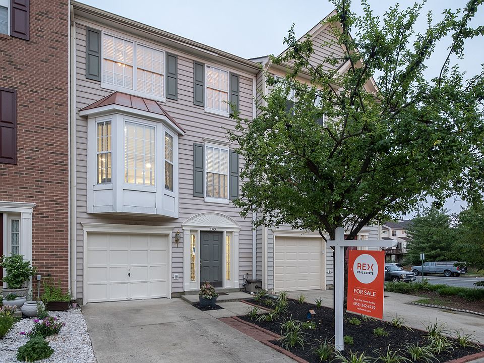 1st image of 2519 Isham Randolph Dr