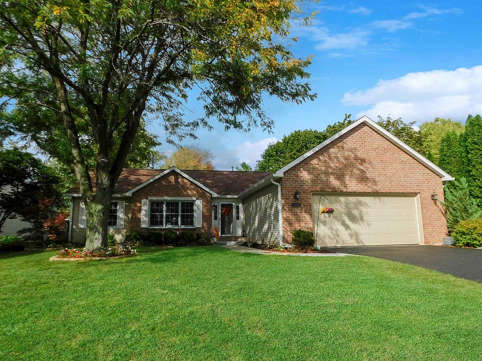 1st image of 6738 Laurel Cherry Dr