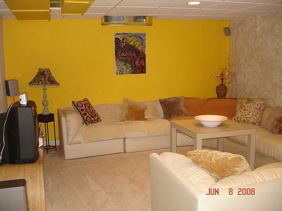 Sitting Area In Lower Lewel