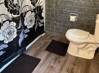 323 Pleasantview Ave, Butler, PA 16001