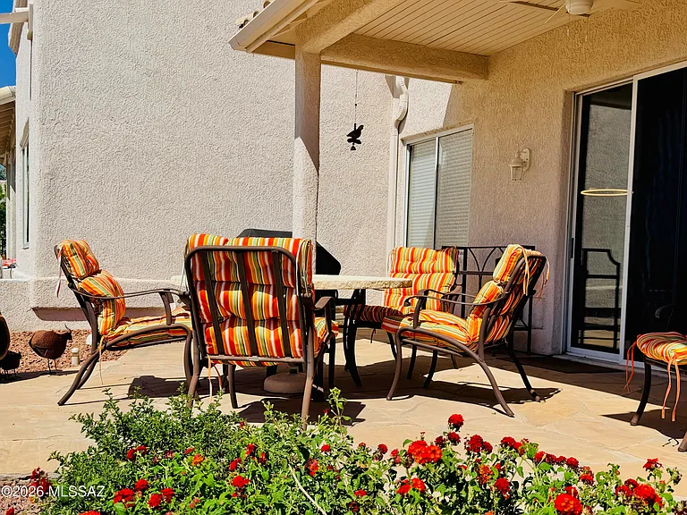 1465 W Bridalveil Pl — Photo 38