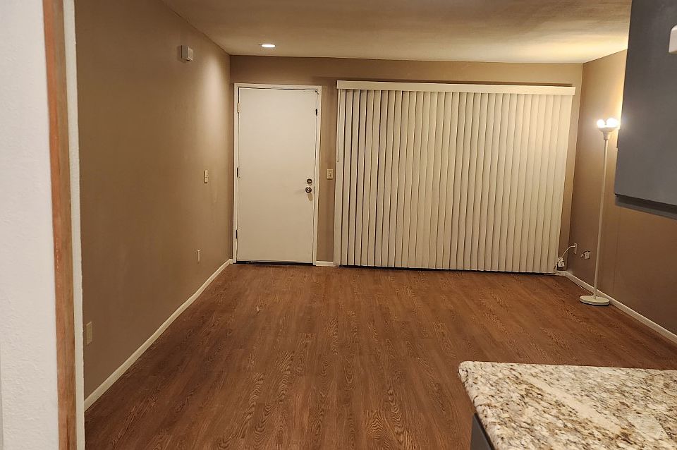 1st image of 4320 50th St APT 4