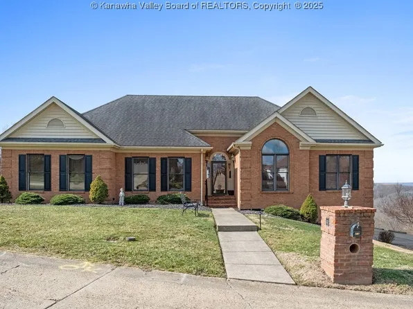 414 Woodbridge Dr, Charleston, WV 25311