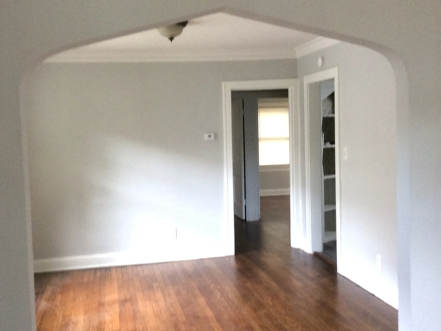 2 bed, 1200 sqft, $900 — Photo 4