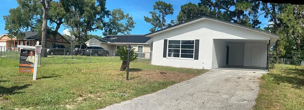 3 bed, 2.0 bath, 1228 sqft, $1,645 — Photo 3