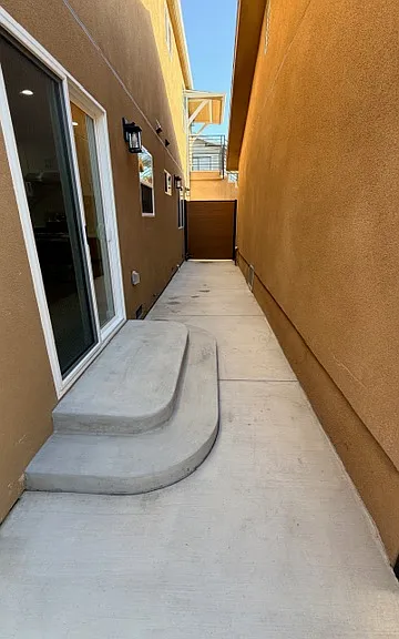 2638 N Frederic St #101 — Photo 5