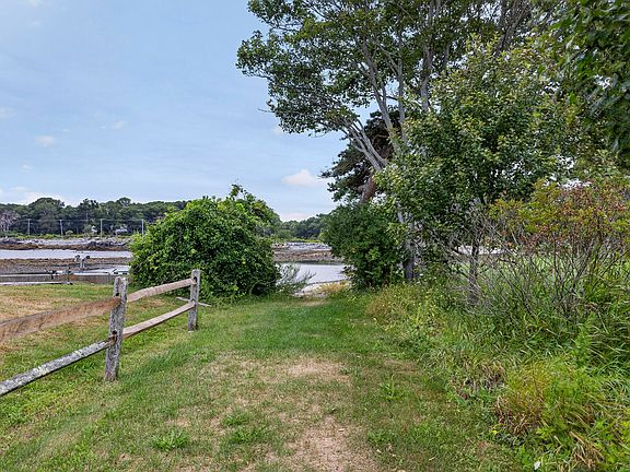 2nd image of 2 Roberts Lane