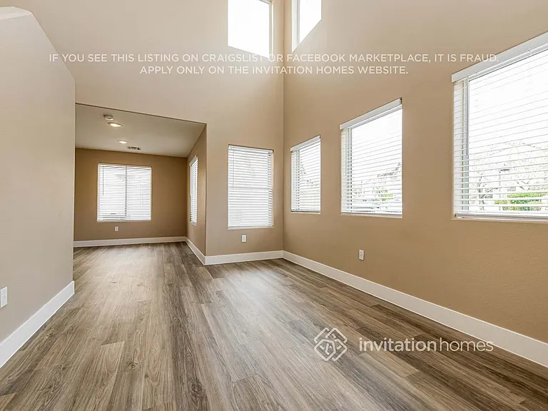 8433 Walker Gardens Pl — Photo 4