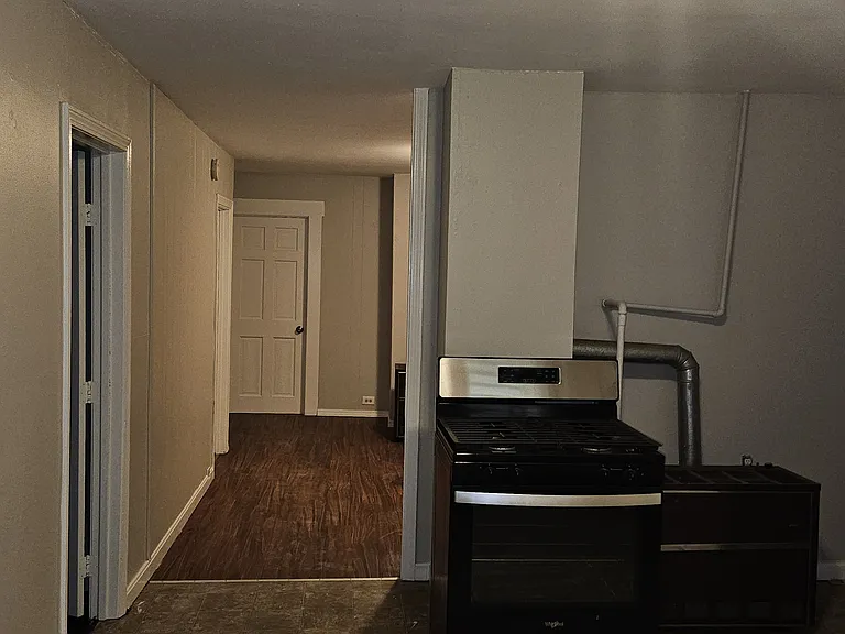 166 Cedar St #2 — Photo 7