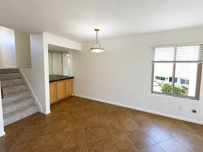 4759 Lamont St — Photo 6
