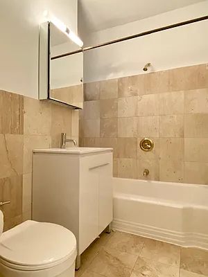 Rented by Metropolitan Equities | media 11