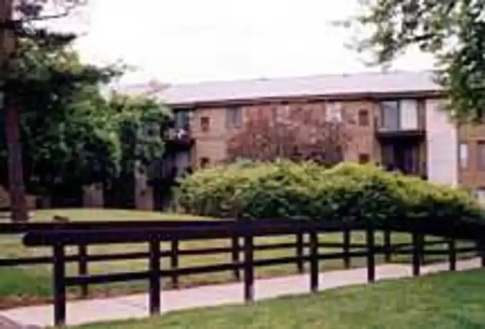 The Pines Apartments — Photo 1