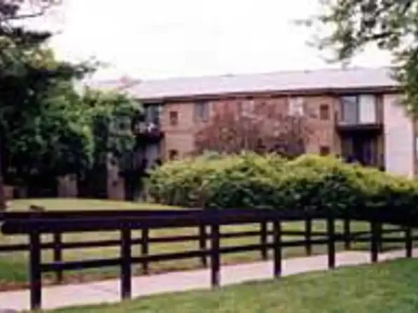 The Pines Apartments
