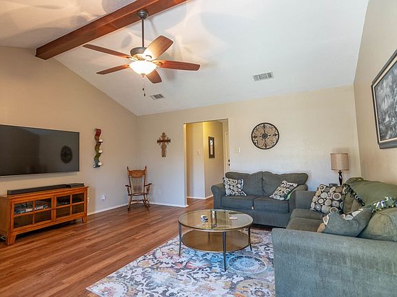 3rd image of 2705 Regent Blvd