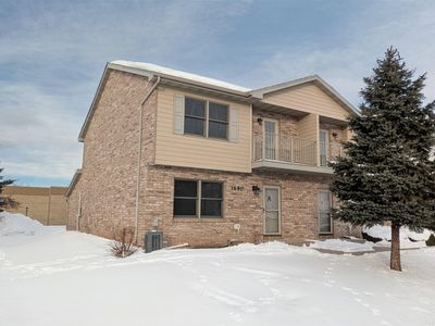 1690 Drum Corps Dr APT A, Menasha, WI, 54952