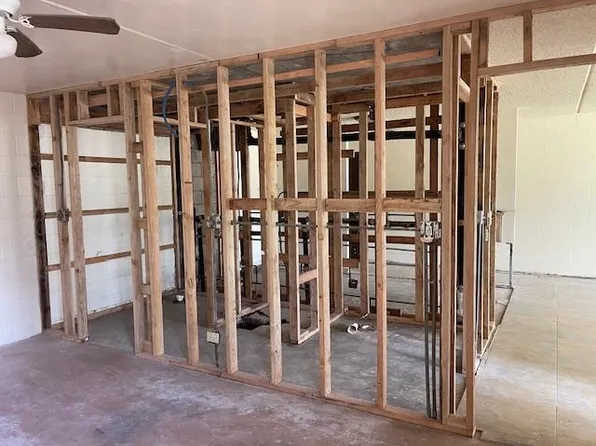 111 Kahului Beach Rd APT A127, Kahului, HI 96732