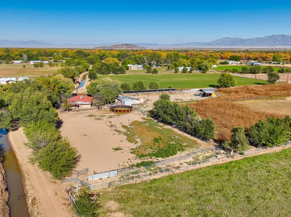 17 Vicente Rd, Belen, NM 87002