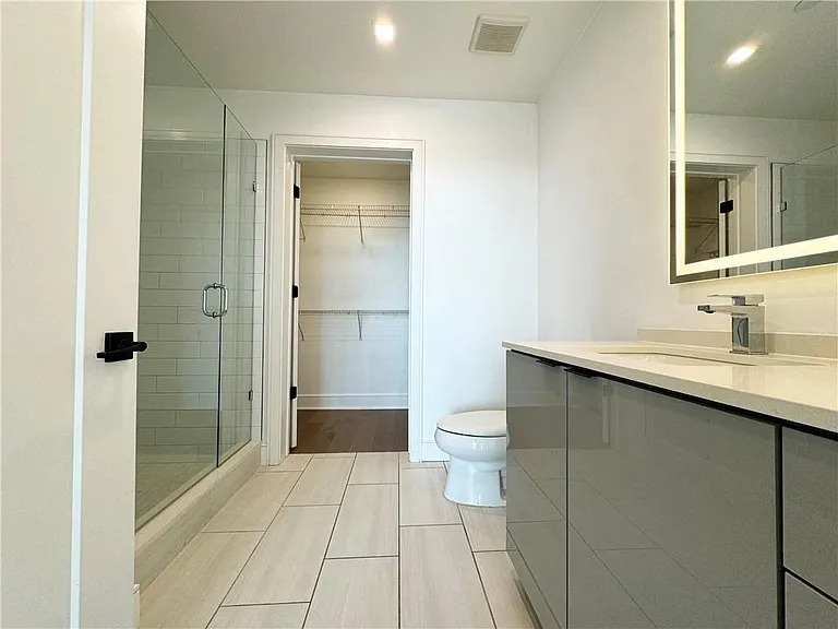 788 W Marietta St #1107 — Photo 9