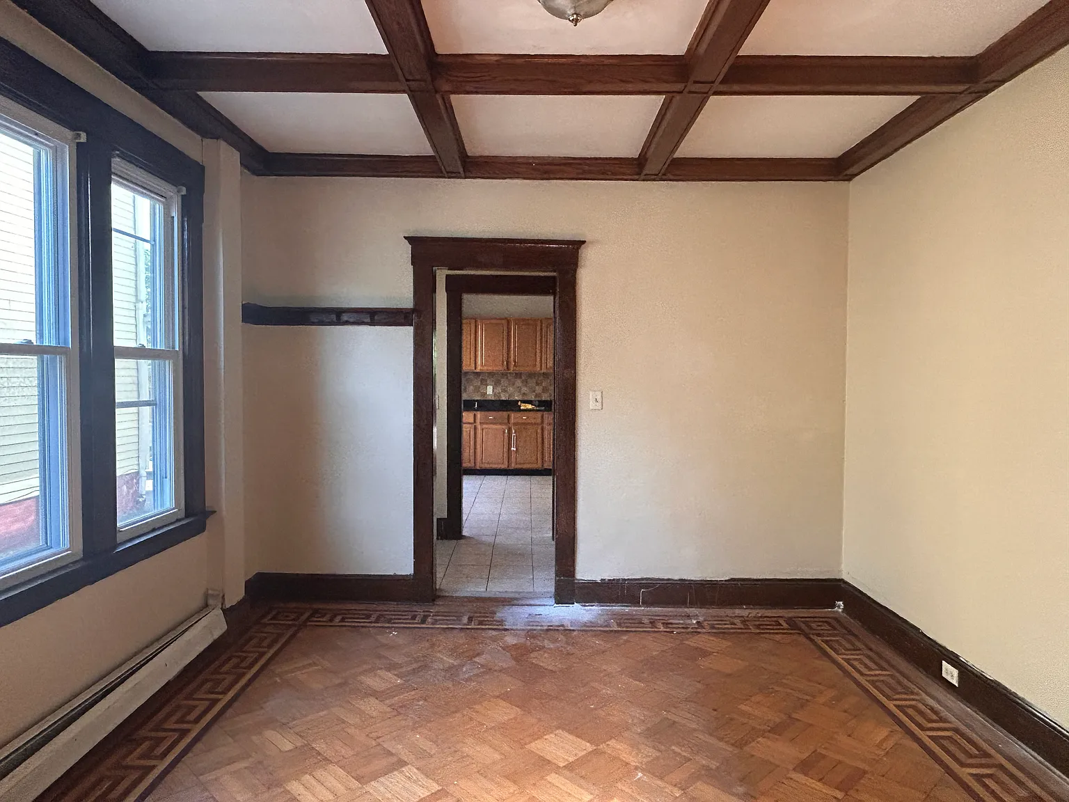 3 bed, 1200 sqft, $2,000 — Photo 4