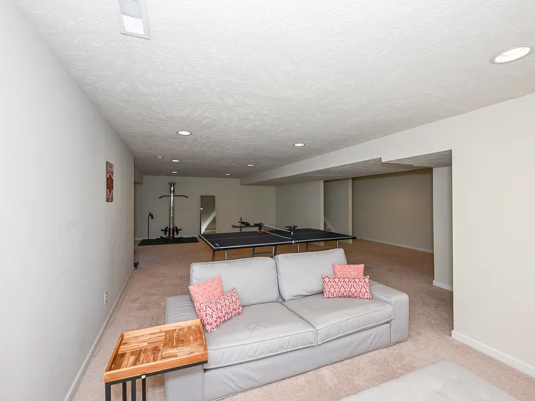 4816 Lake View Dr — Photo 32