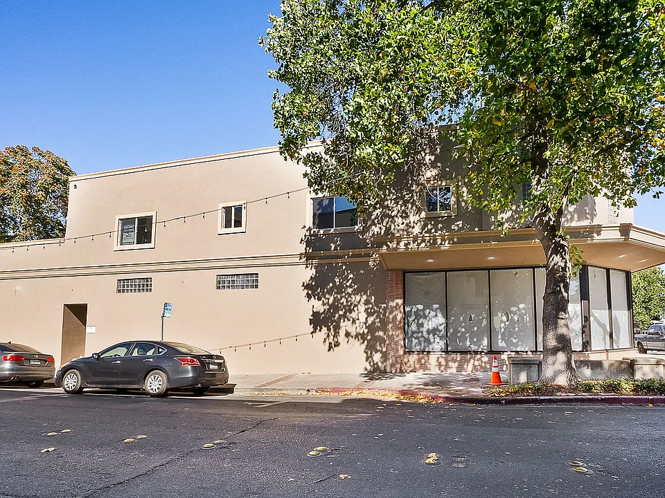 113 G St #G