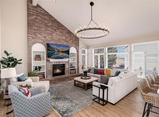 9043 Forrest Dr, Highlands Ranch, CO 80126